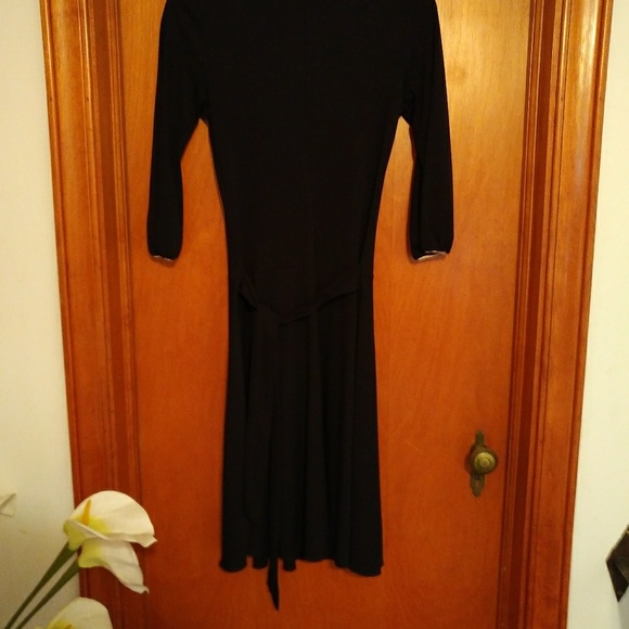 Dress - Picture 2 of 6